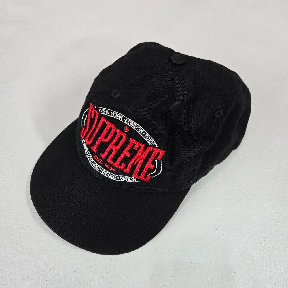 Supreme Men Hat OS‎ Black Strapback Logo Embroidered made in US 6 Panel Cap